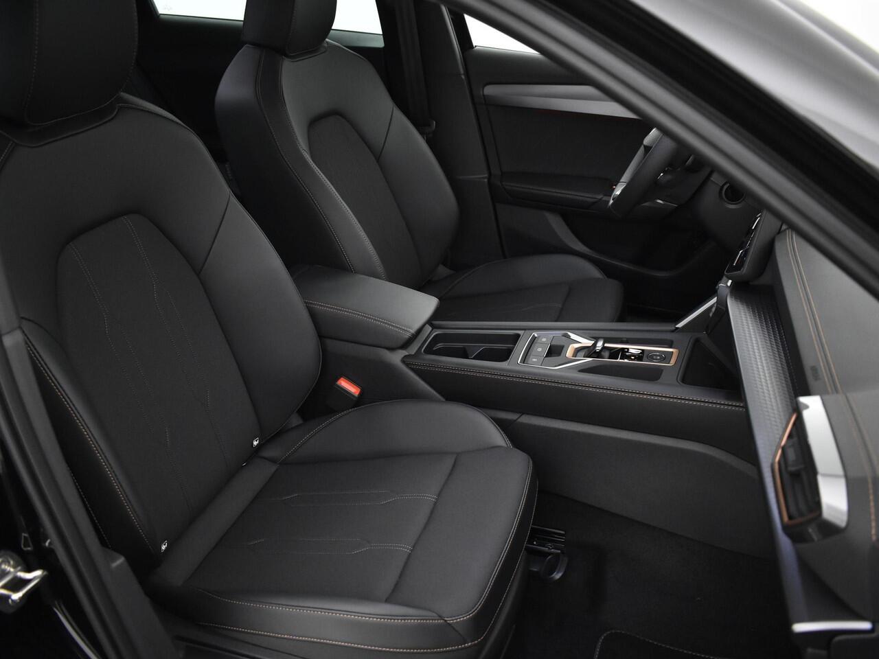 Cupra Leon Sportstourer 1.5 Tsi 204pk DSG e-Hybrid Business · Camera · Apple/Android Car play · Elek. Trekhaak · Keyless · 18'' Inch · Garantie t/m 11-06-2028 of 100.000km