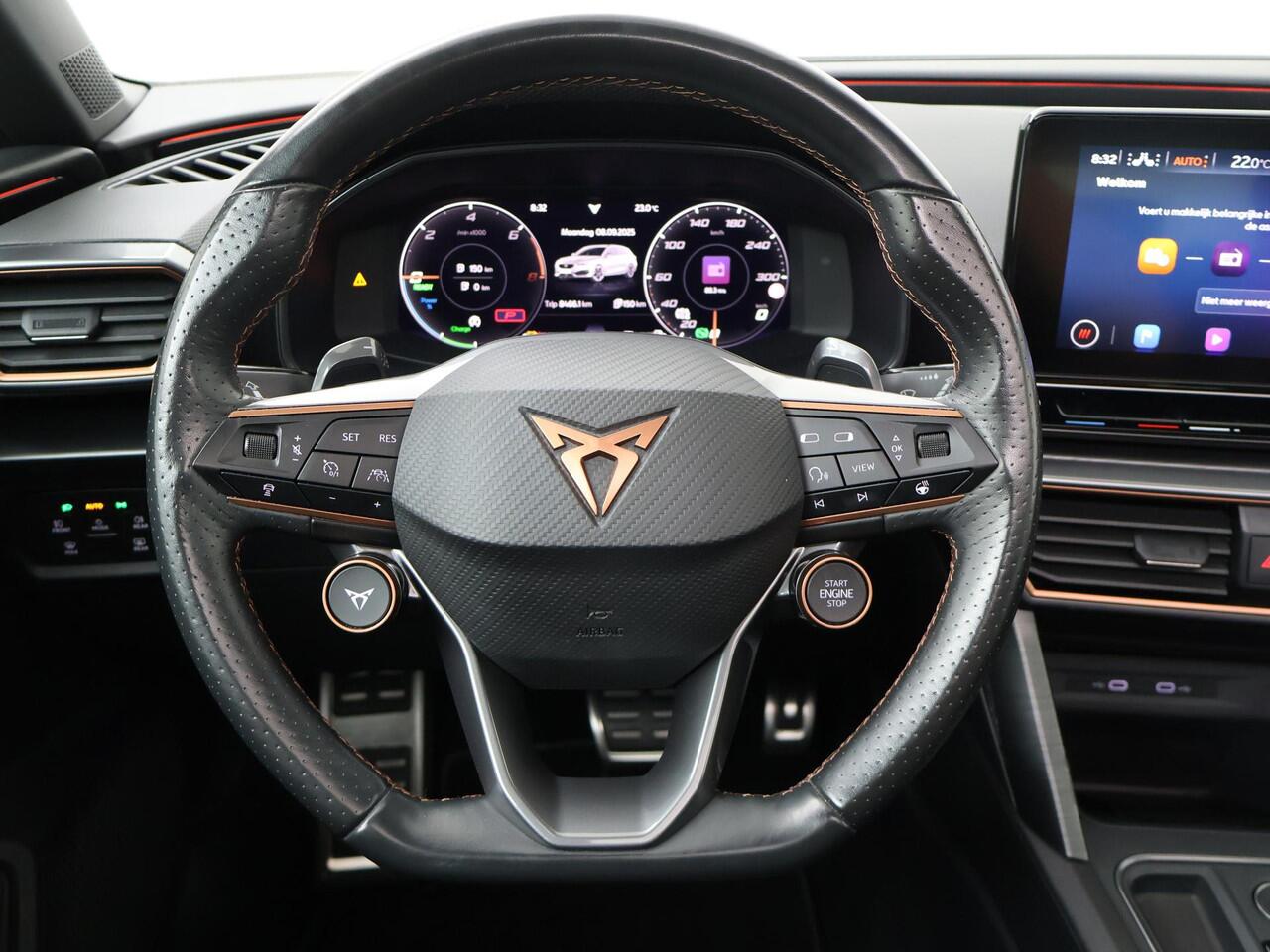 Cupra Leon Sportstourer 1.4 e-Hybrid VZ Adrenaline | 245 PK | SoH 100% | Panoramadak | Voorstoelen verwarmd | LED verlichting |