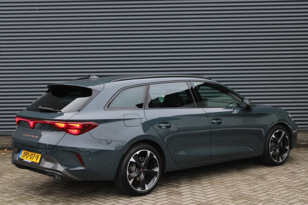 Cupra Leon Sportstourer 1.5 eTSI 150PK DSG Facelift Full-LED Elek-Trekhaak Camera Carplay