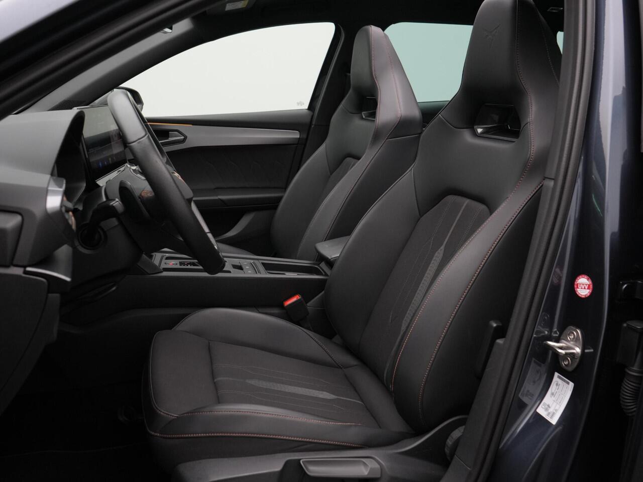 Cupra Leon Sportstourer 1.4 e-Hybrid 245 pk DSG VZ Performance | Panoramadak | Adaptief sportonderstel | Stuur-/stoelverwarming