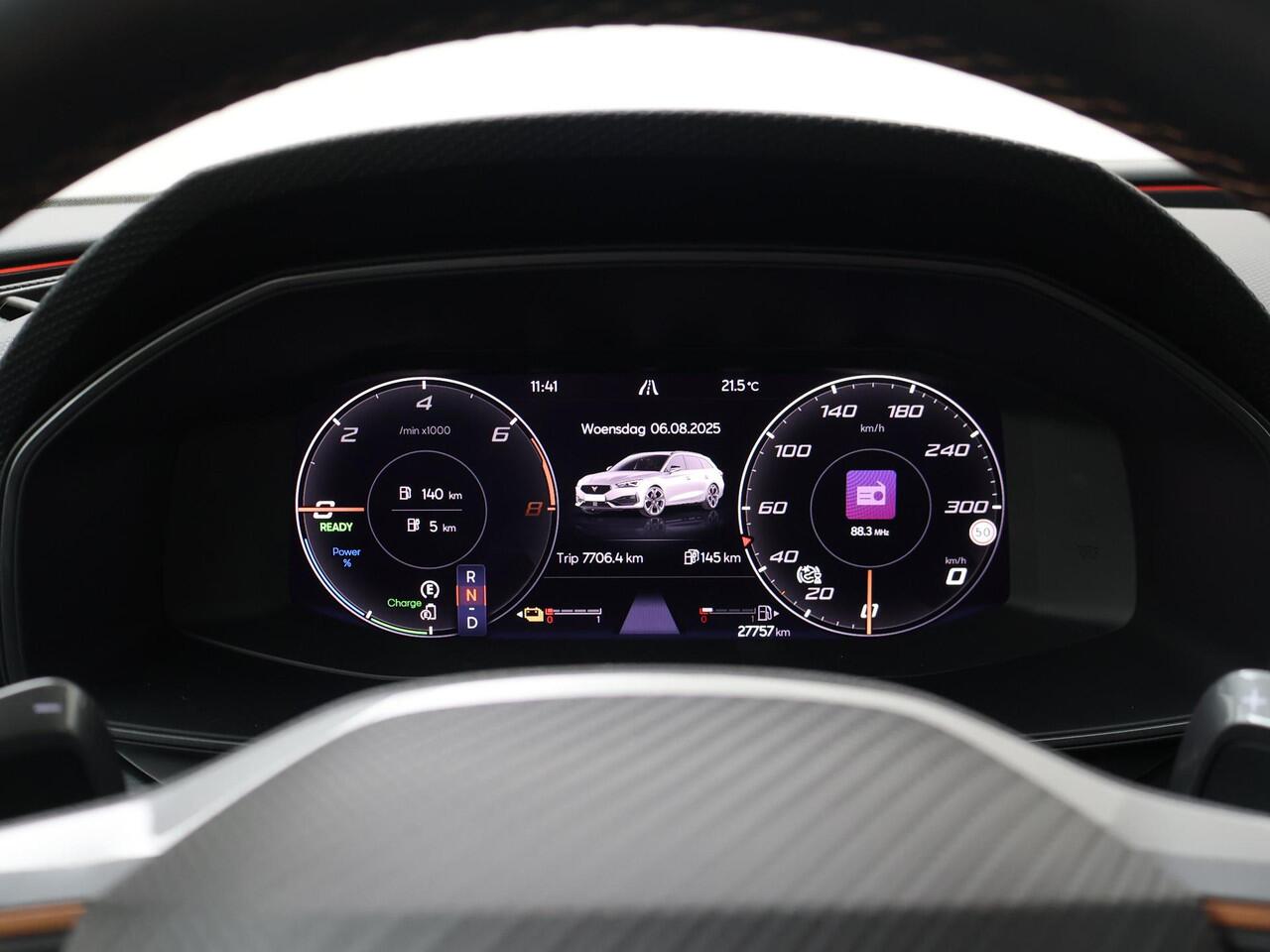 Cupra Leon Sportstourer 1.4 e-Hybrid 245 PK | SoH 91% | Virtual Cockpit | Navigatie | Achteruitrijcamera | Adaptive cruise Controle | Stoelverwarming | Stuurwielverwarming |