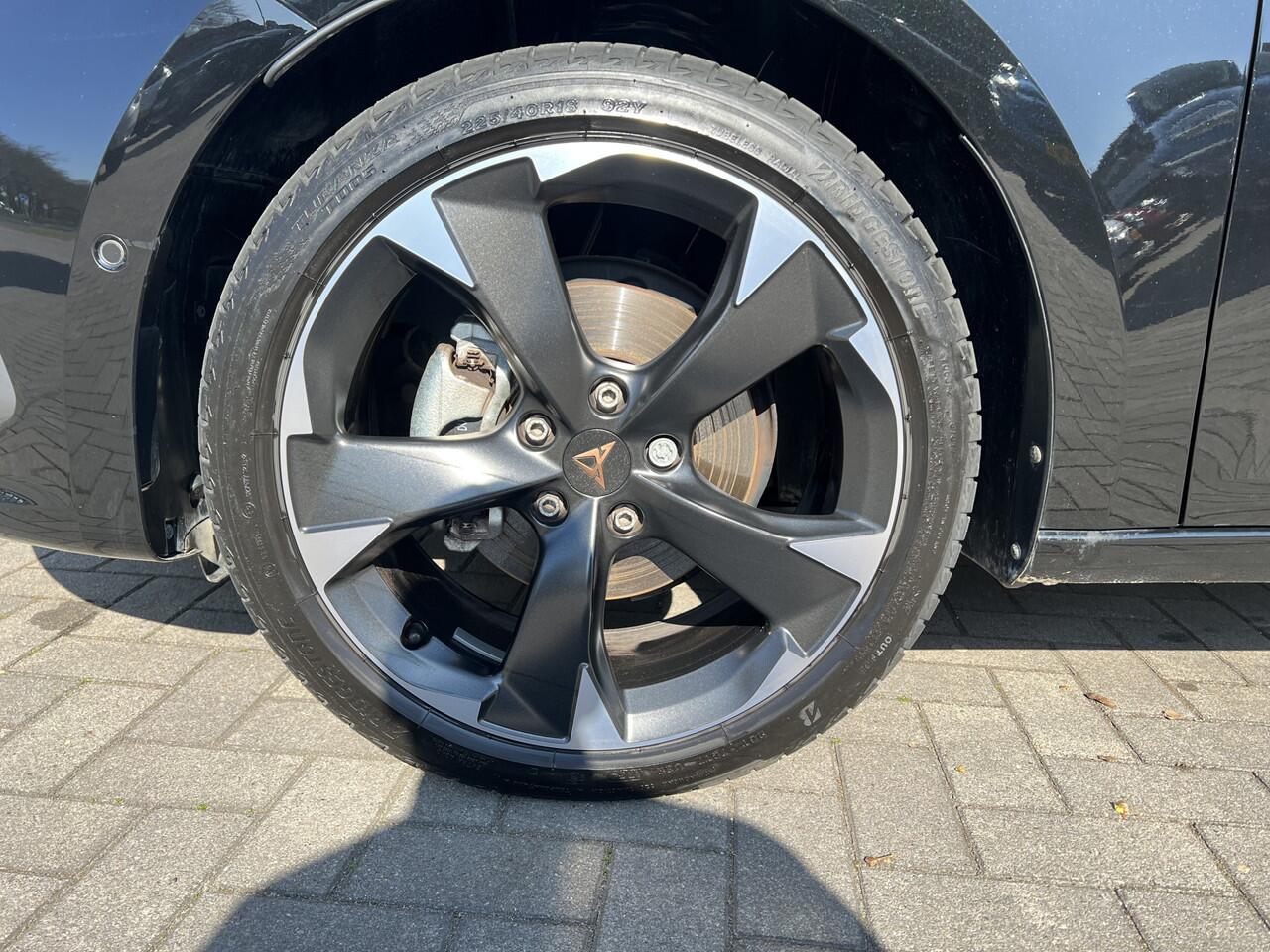 Cupra Leon Sportstourer 1.5 eTSI Business Edition Plus Schuif/Kantel dak