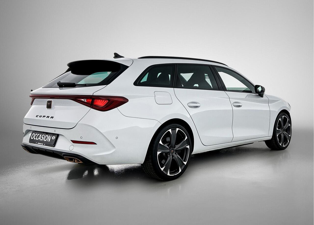 Cupra Leon Sportstourer 1.4 TSI eHybrid 245pk VZ Performance / Panoramadak / Memory / Adaptive Cruise