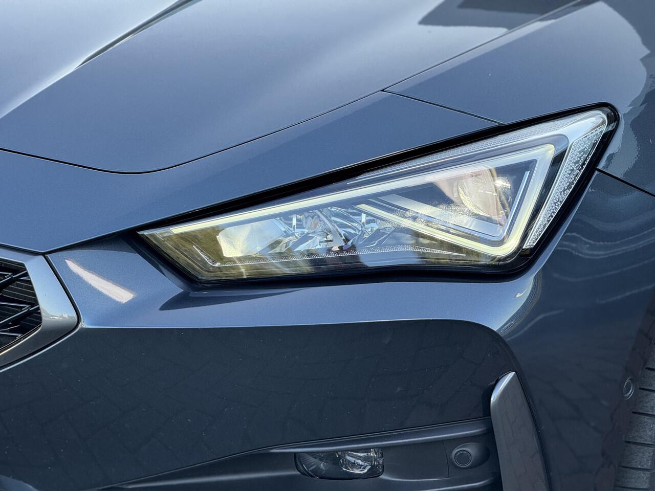 Cupra Leon Sportstourer 1.4 e-Hybrid VZ Performance | Vol Leer | 19"| Pano | elk. Stoel