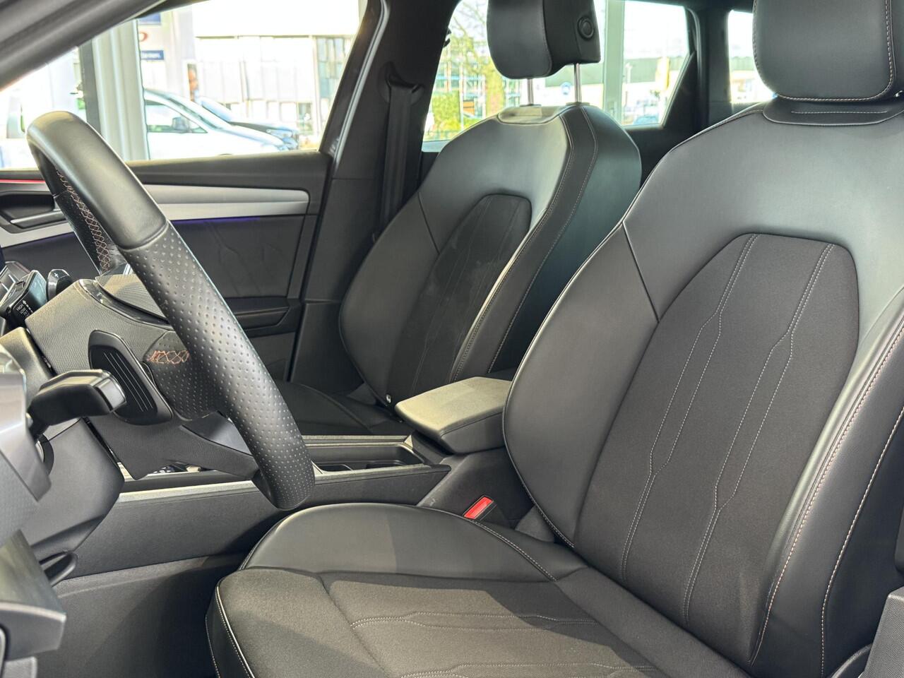 Cupra Leon Sportstourer 1.5 eTSI Automaat Business Edition | ¤ 1.000 INRUILPREMIE | Panorama Schuifdak | Navigatie | Climate Control | LED Verlichting | 18"Lmv | Camera | Keyless Go | Apple Carplay/Android Auto ( Vestiging - Vianen )