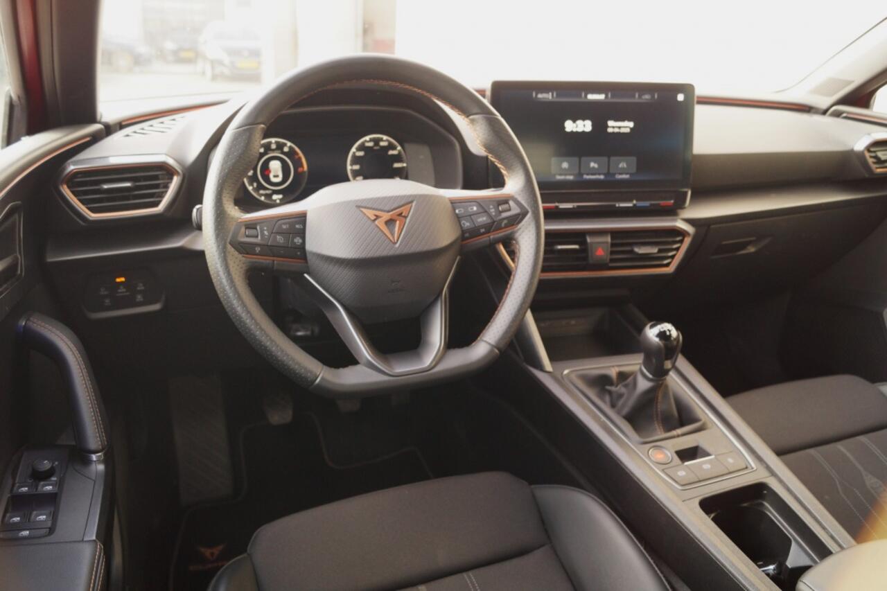 Cupra Leon Sportstourer ST 1.5 TSI 150pk Business Edition -LED-DIGI-ECC-