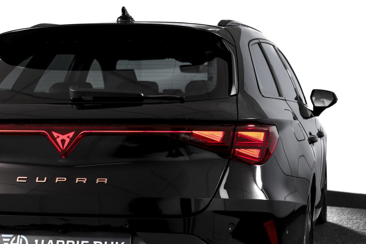 Cupra Leon Sportstourer 1.5 TSI e-Hybrid Business | Drive Pack | Dig. Cockpit | Adapt. Cruise | Stoel-+Stuurverw. | PDC | Camera | NAV + App. Connect | ECC | LM 18" | 9447