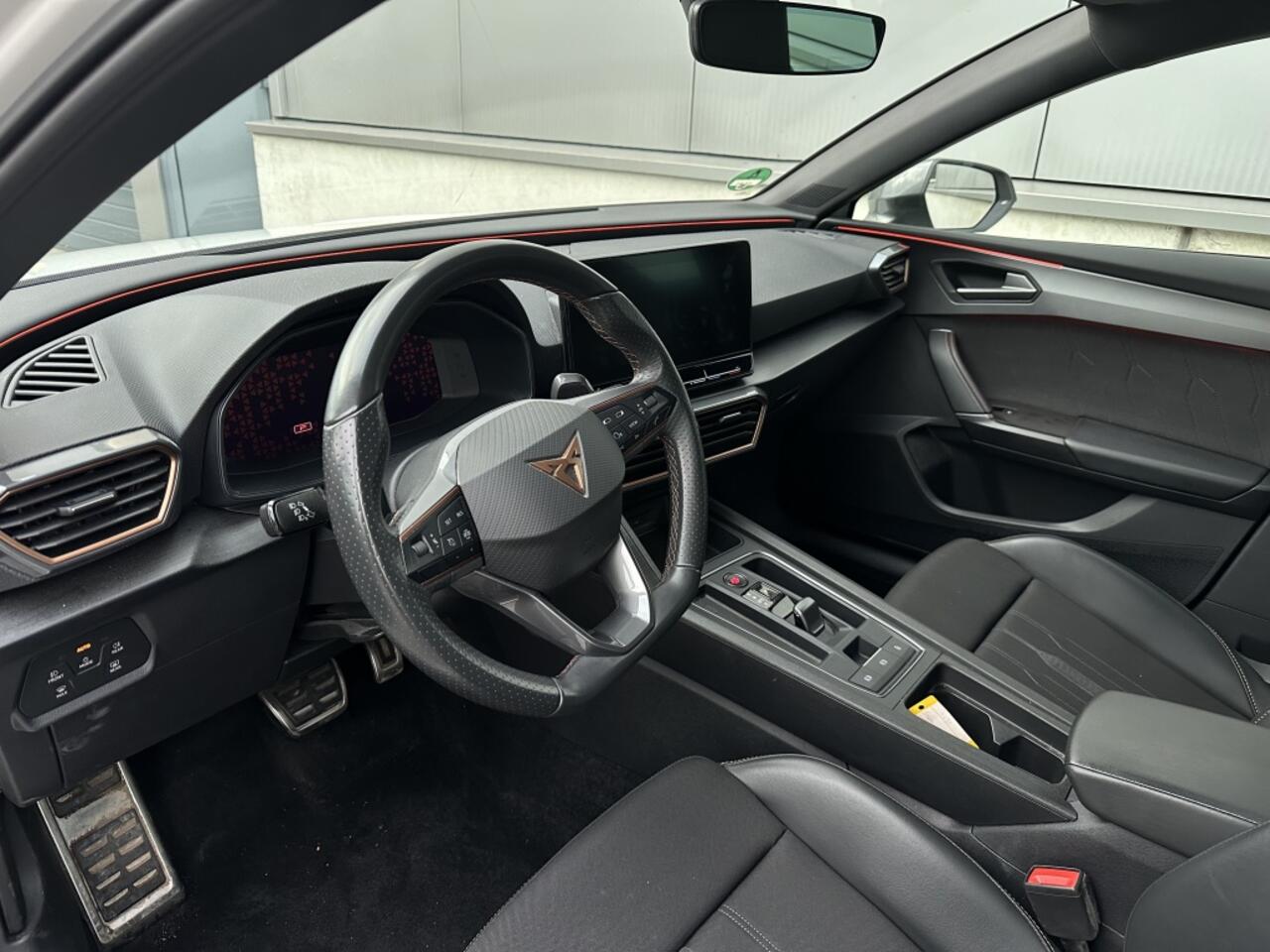 Cupra Leon Sportstourer 1.4 e-Hyb 245 VZ CLIMATE PDC NAVI ELEK PAKKET SPORTVELGEN