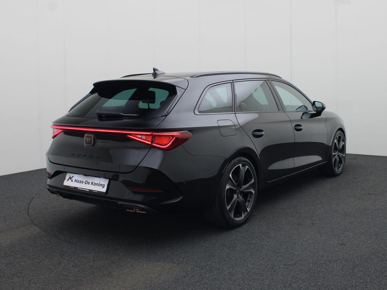 Cupra Leon Sportstourer 1.4e-Hybrid 180kW/245PK VZ DSG · Keyless · Navigatie · Camera + Parkeersensoren