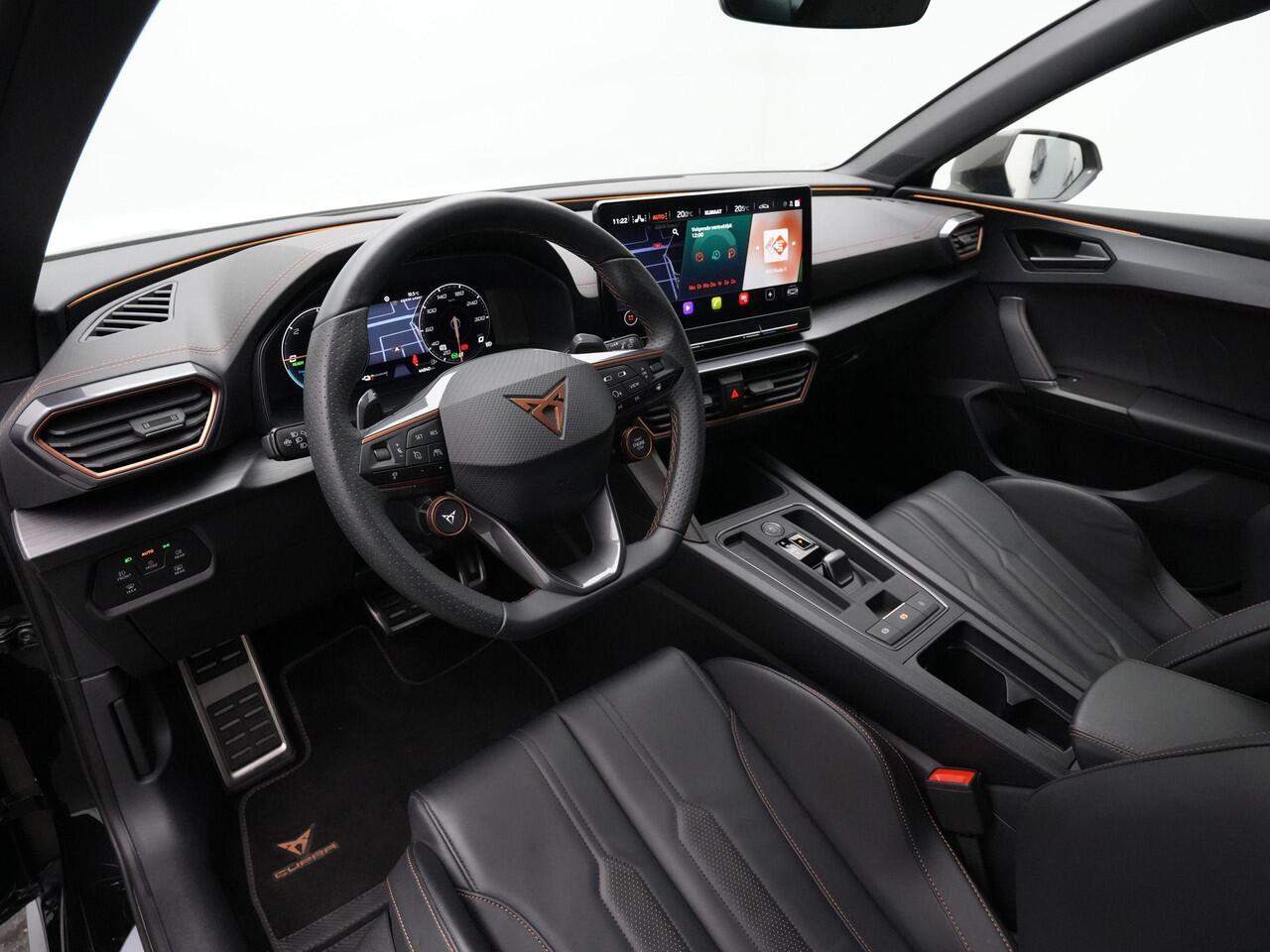 Cupra Leon Sportstourer 1.4 e-Hybrid 245 pk DSG VZ Performance | Sabelt kuipstoelen | Matrix LED | Adaptief onderstel | Stuur-/stoelverwarming | Achteruitrijcamera