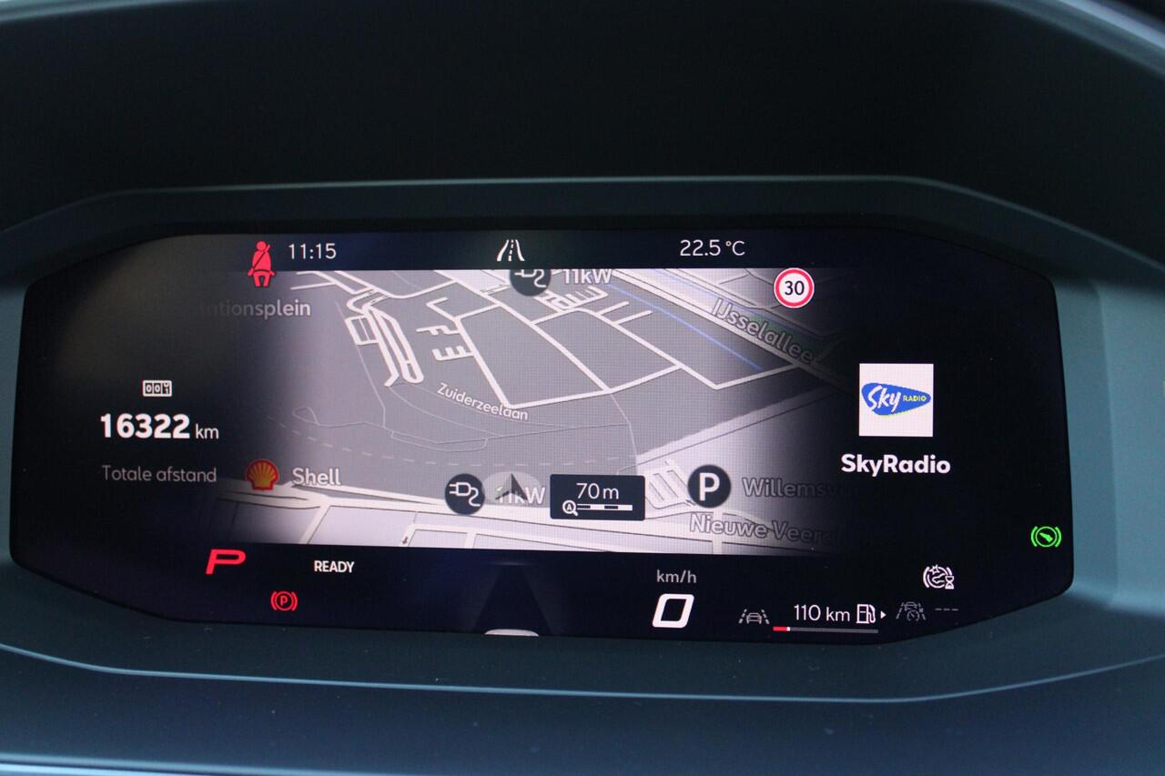 Cupra Leon Sportstourer 1.5 eTSI 150PK BUSINESS EDITION | PANORAMISCH SCHUIF/KANTELDAK | SENNHEISER AUDIO SYSTEM | ELEKTRISCH VERSTELBARE BESTUURDERSSTOEL MET GEHEUGENFUNCTIE | LED MATRIX KOPLAMPEN | DRAADLOZE APPLE CARPLAY/ANDROID AUTO | NAVIGATIE | ACHTERUITRIJ CAMERA | 19" LI