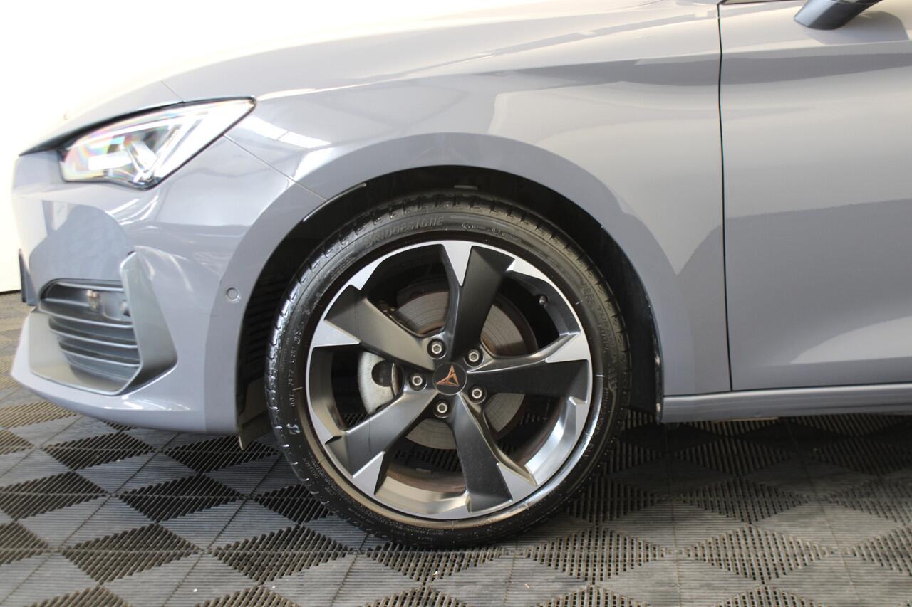 Cupra Leon Sportstourer 1.5 eTSI Business Edition |Pano|Camera|ACC|