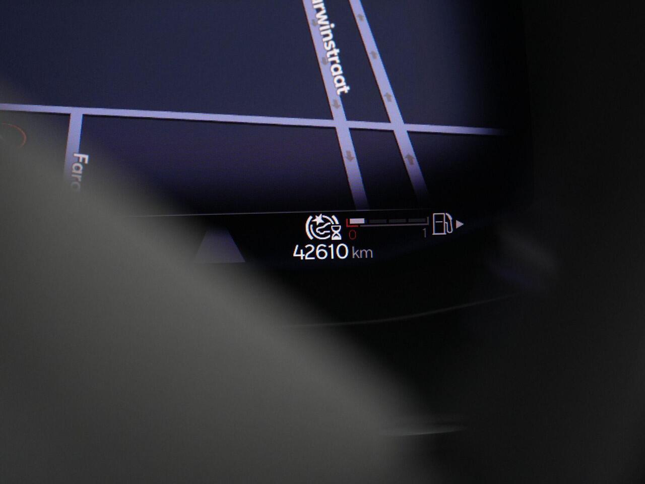 Cupra Leon Sportstourer 1.4 e-Hybrid 245 pk DSG VZ Performance | Panoramadak | Adaptief sportonderstel | Stuur-/stoelverwarming | 19 inch