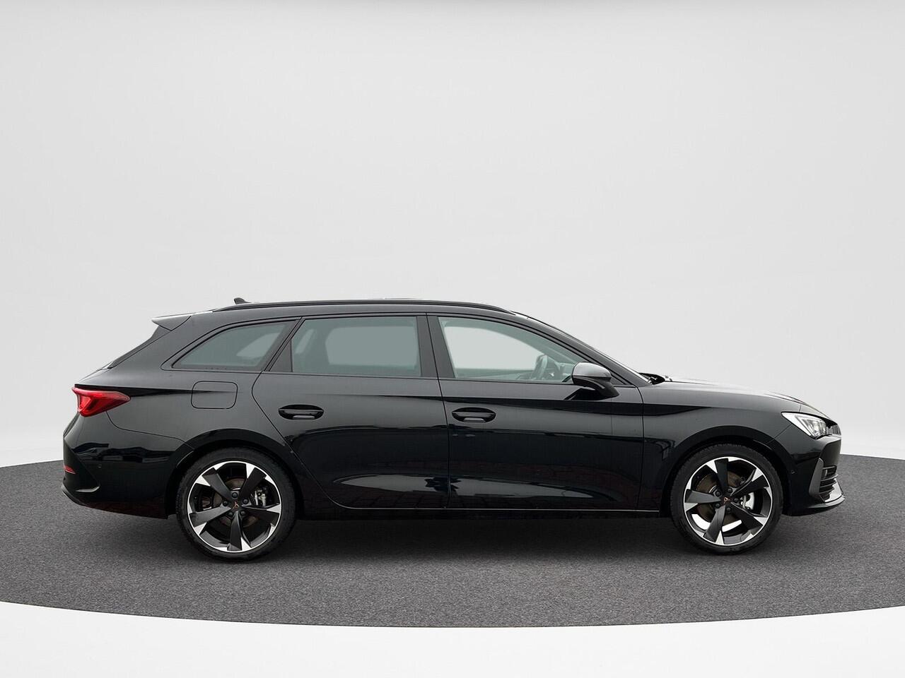 Cupra Leon Sportstourer 1.4 TSI e-Hybrid DSG | 204 pk | PHEV | Trekhaak | A. Camera | Navi | Elec. A-Klep | DCC |