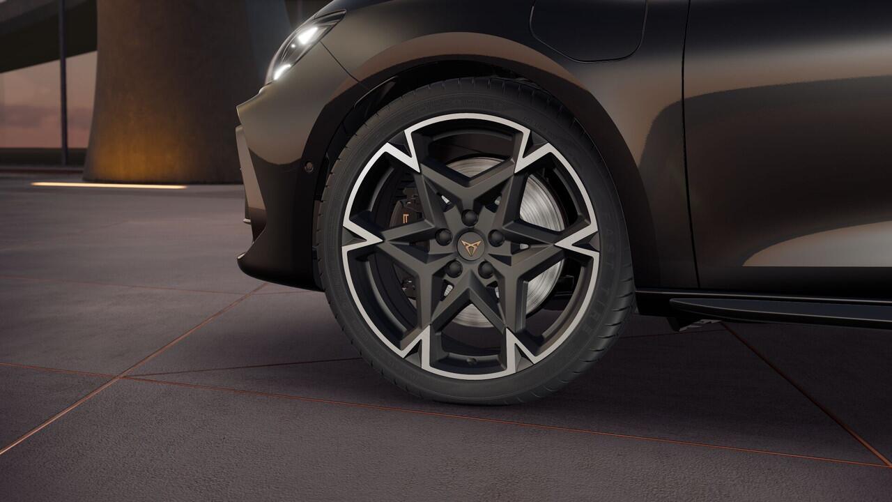 Cupra Leon Sportstourer 1.5 TSI e-Hybrid 272 6DSG VZ Performance | Achteruitrijcamera | Digitaal instrumentenpaneel (Virtual Cockpit) | Draadloze Apple CarPlay(TM), Android Auto(TM)