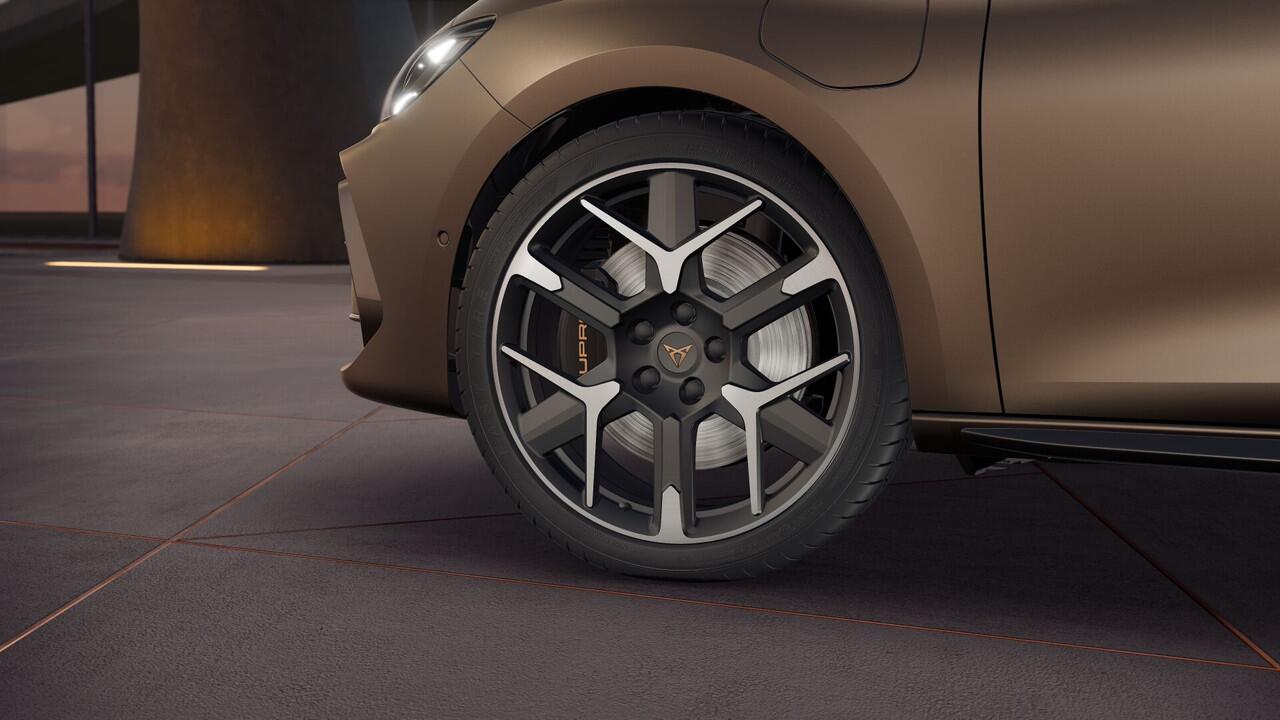 Cupra Leon Sportstourer 1.5 TSI e-Hybrid 272 6DSG VZ Performance | Achteruitrijcamera | Digitaal instrumentenpaneel (Virtual Cockpit) | Draadloze Apple CarPlay(TM), Android Auto(TM)