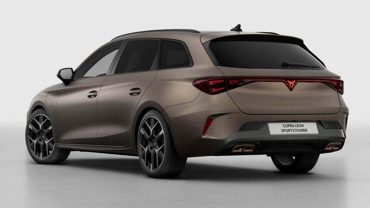 Cupra Leon Sportstourer 1.5 TSI e-Hybrid 272 6DSG VZ Performance | Achteruitrijcamera | Digitaal instrumentenpaneel (Virtual Cockpit) | Draadloze Apple CarPlay(TM), Android Auto(TM)