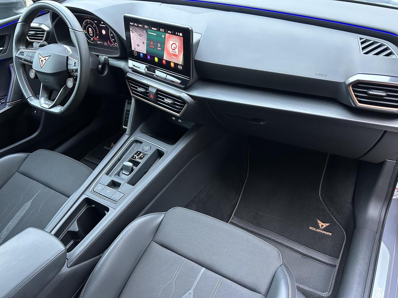 Cupra Leon Sportstourer 1.4 e-Hybrid VZ Performance /Apple & Android carplay/Achteruitrijcamera/Stoel- & stuurverwarming/Parkeer assist./19'' LMV/Cruise & clima contr./ (MET GARANTIE*)