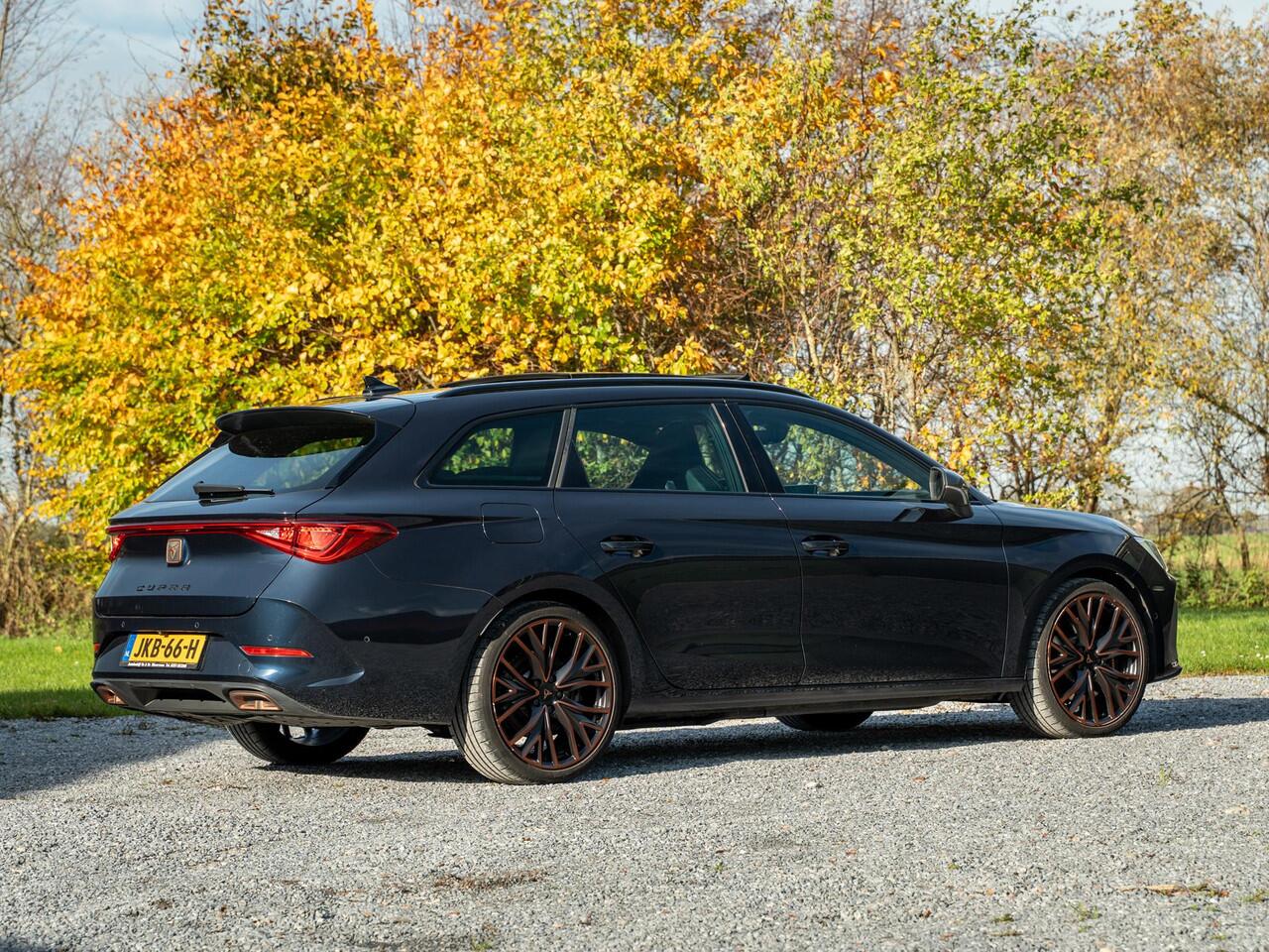 Cupra Leon Sportstourer 1.4 e-Hybrid VZ Copper Edition // pano