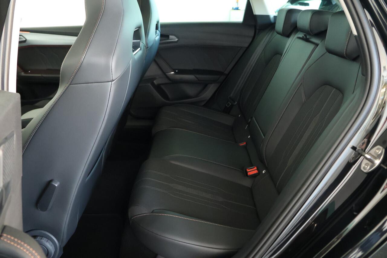 Cupra Leon Sportstourer 1.4 e-Hybrid Essential / LED / Navi / CarPlay / Travelassist / Cam