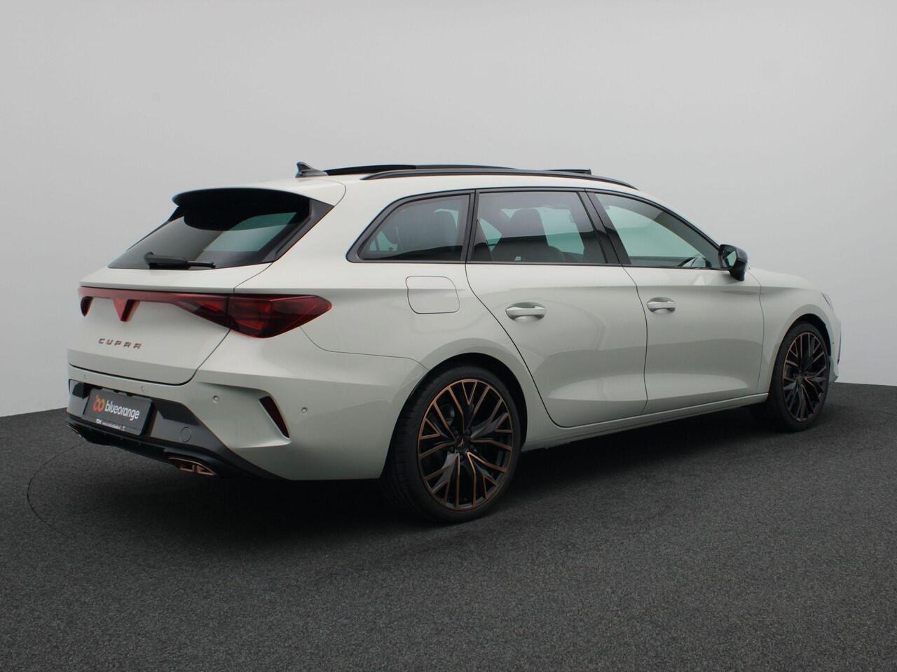 Cupra Leon Sportstourer 1.5 TSI e-Hybrid VZ Performance 272 PK DSG matrix led, schuif-kanteldak, achteruitrijcamera, stuur-stoelverwarming, adaptive cruise met travel assist, elek. verstelbare voorstoel, side assist, keyless, 19" lichtmetaal