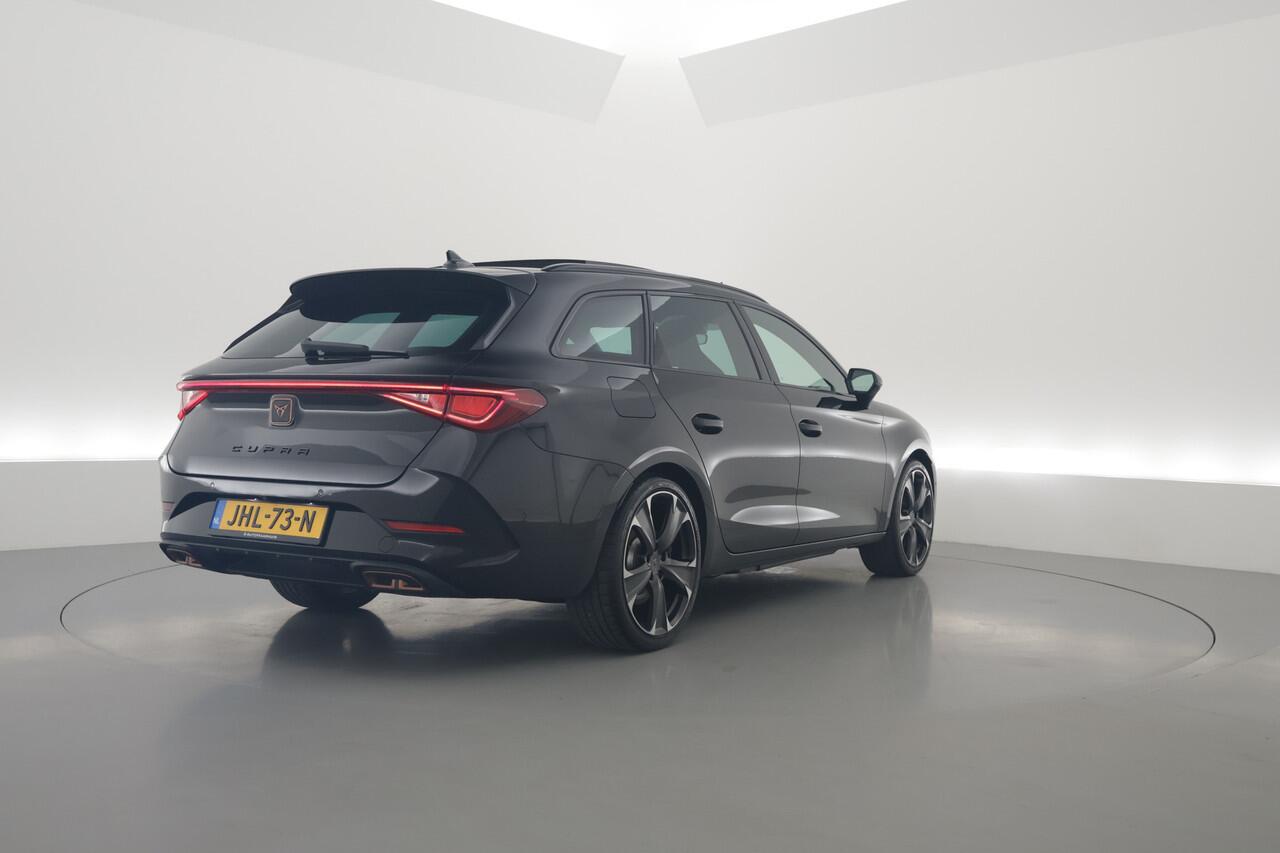 Cupra Leon Sportstourer 1.4 e-Hybrid VZ 245pk | Pano | Adapt. Cruise | CarPlay | Stoel-Stuurverw. | Camera