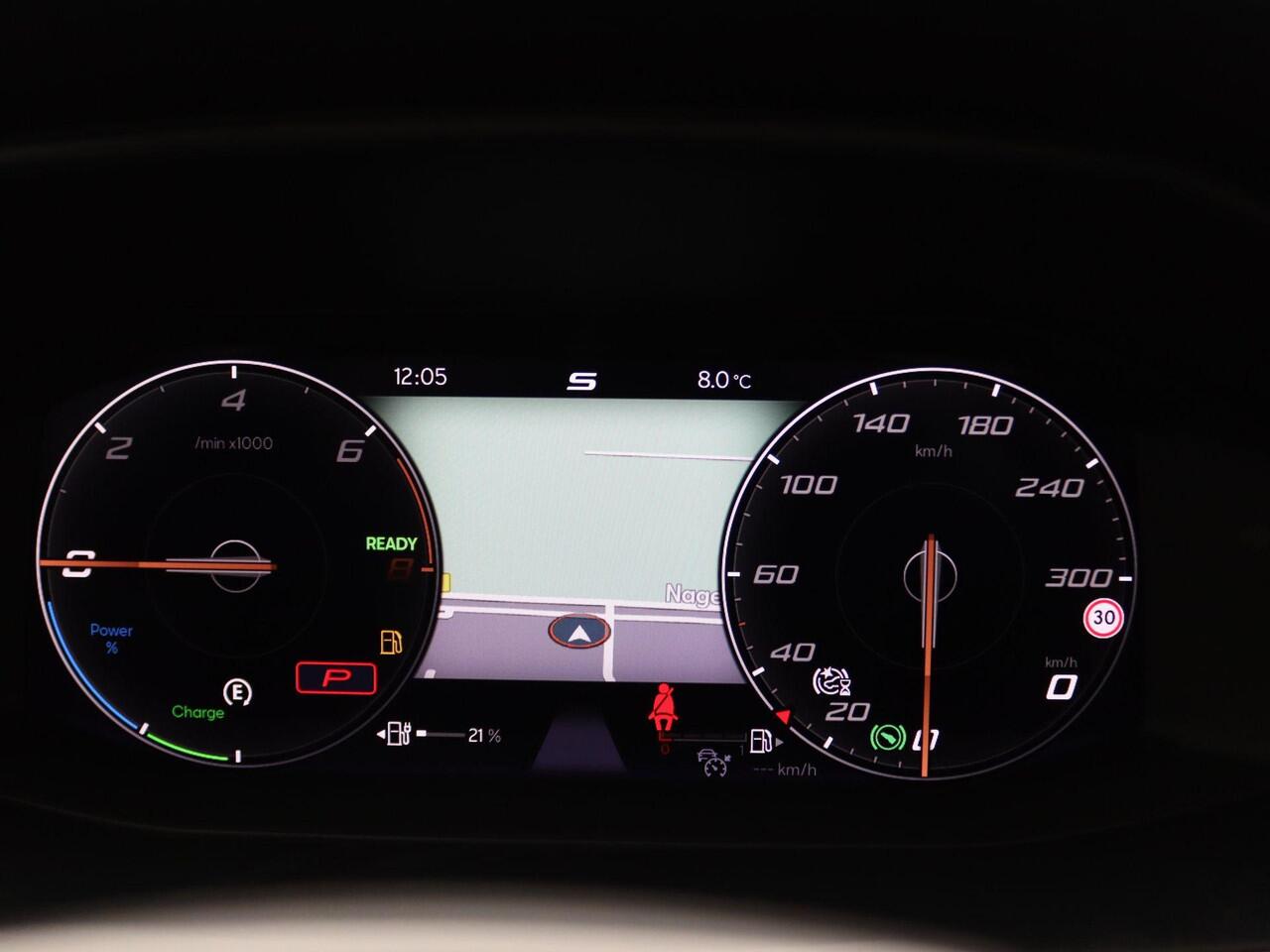 Cupra Leon Sportstourer 1.4 e-Hybrid VZ Performance 245PK DSG SOH 87%, Panoramadak, Memorystoel, Achteruitrijcamera, Stuur/Stoelverwarming, Side assist, Keyless, 19'' lichtmetaal