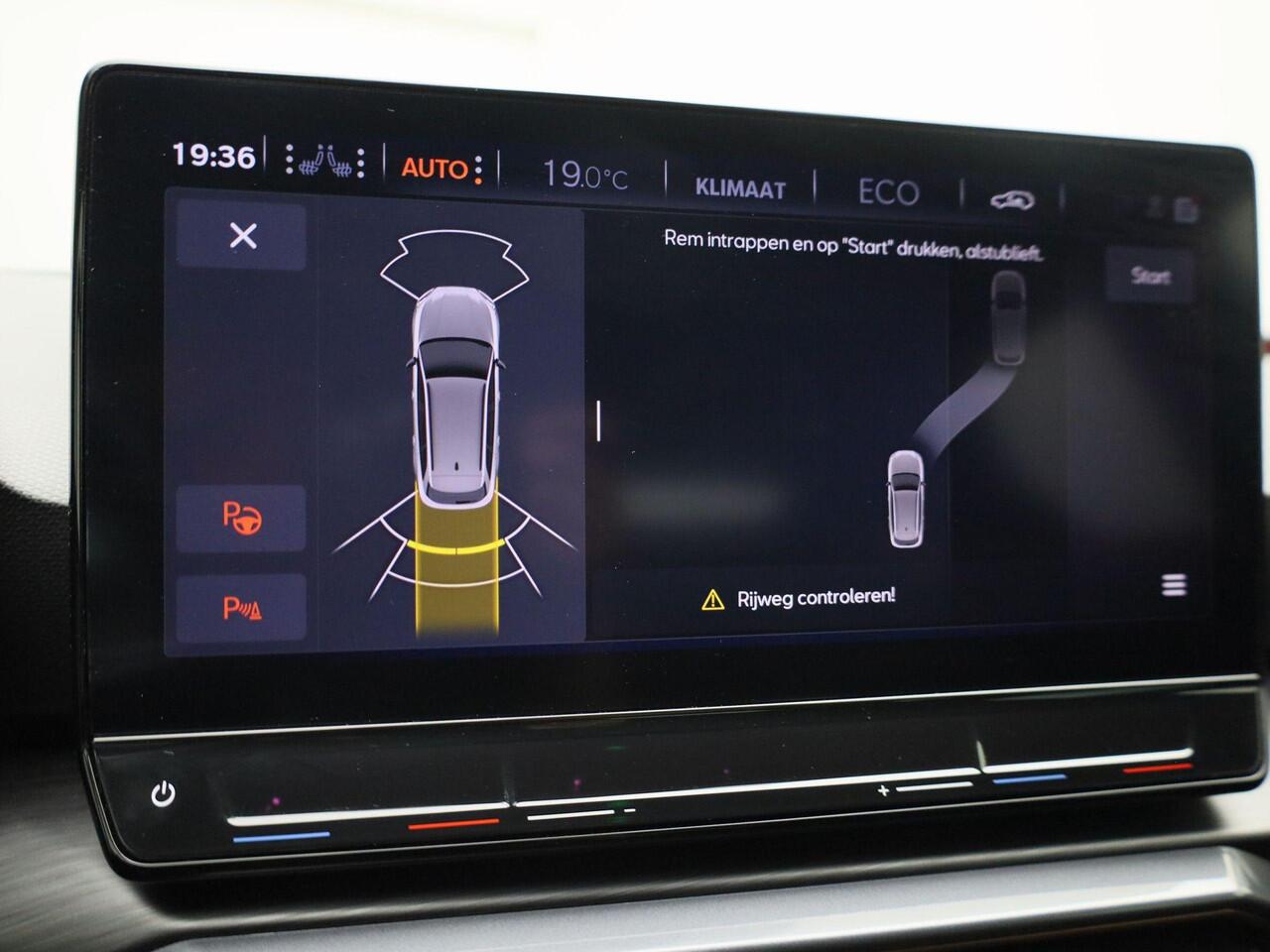 Cupra Leon Sportstourer 1.4e-Hybrid 180kW/245PK VZ DSG · Trekhaak · Camera + Parkeersensoren · Navigatie · Garantie tot april 2027 of 90000km