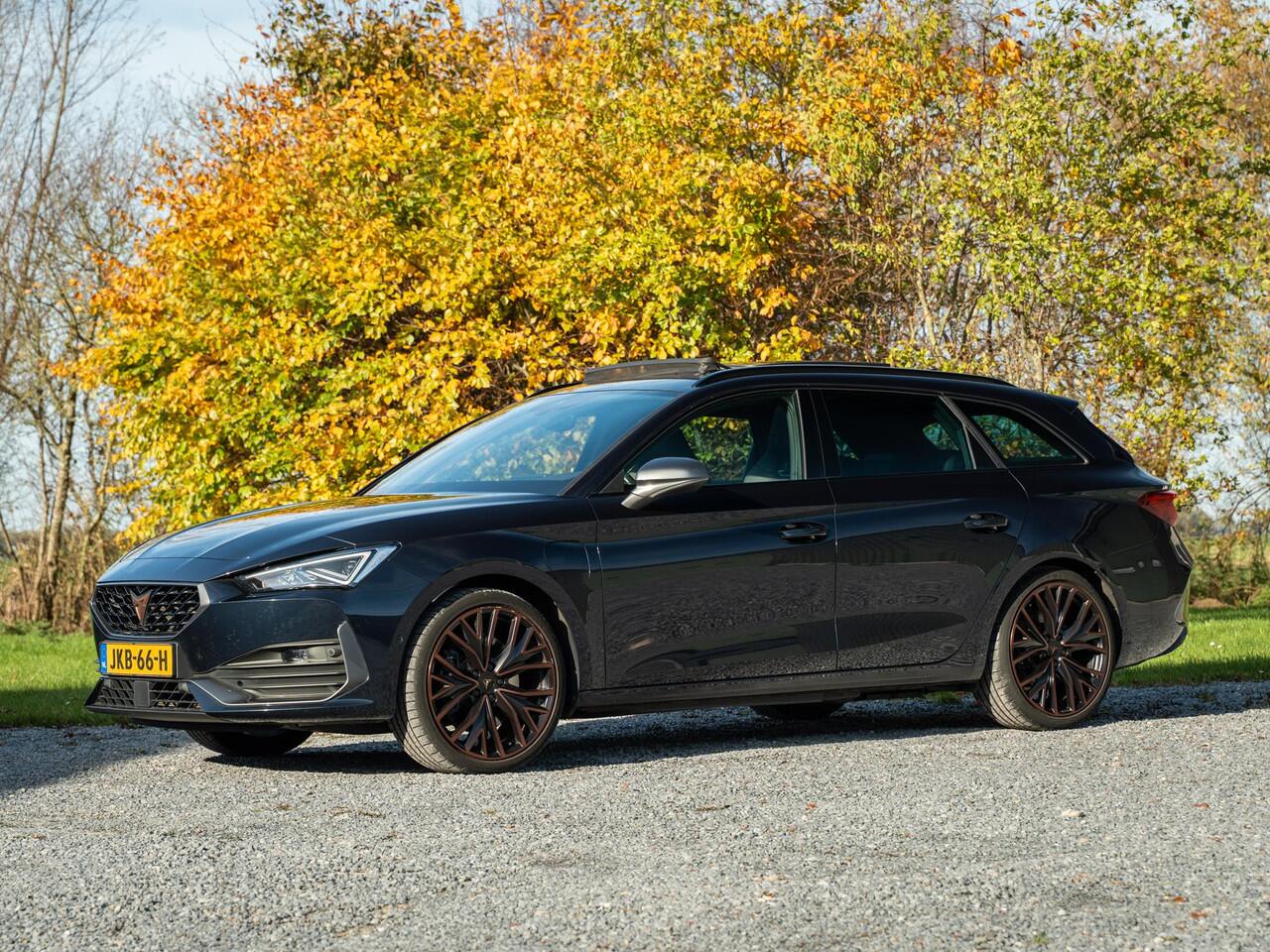 Cupra Leon Sportstourer 1.4 e-Hybrid VZ Copper Edition // pano