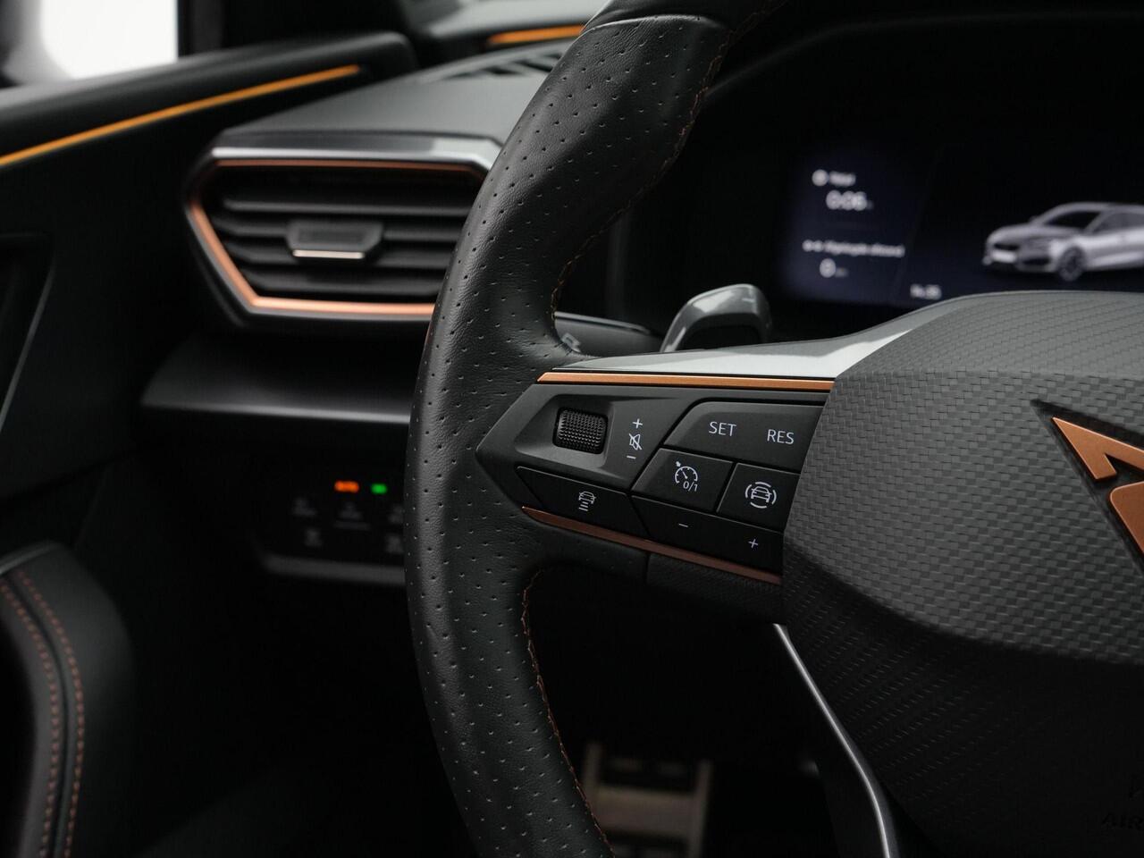 Cupra Leon Sportstourer 1.4 e-Hybrid 245 pk DSG VZ Performance | Adaptief sportonderstel | Stuur-/stoelverwarming | Achteruitrijcamera