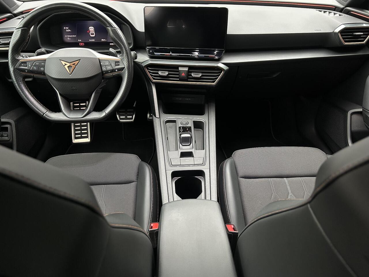 Cupra Leon Sportstourer 1.4 e-Hybrid /BTW/Apple & Android Carplay/BTW/Sportstoelen verwarmd/Park. Sens./Keyless/Sfeerverlichting/18'' LMV/ Navi/(MET GARANTIE*)