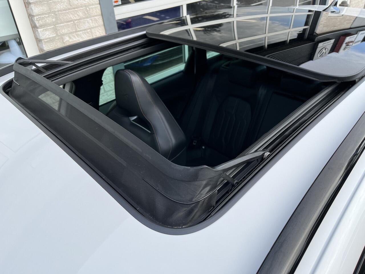 Cupra Leon Sportstourer 1.4 e-Hybrid VZ Performance / AUTOMAAT/ 245 PK/ PANO/ LEER/ SUPER-SPORTSTUUR/ ELEKTR. STOEL/ KEYLESS/ 19" LMV/ FULL LINK/ RIJ-MODI/ STOEL-STUUR VERWARM./ PARK. SENSOREN + CAMERA