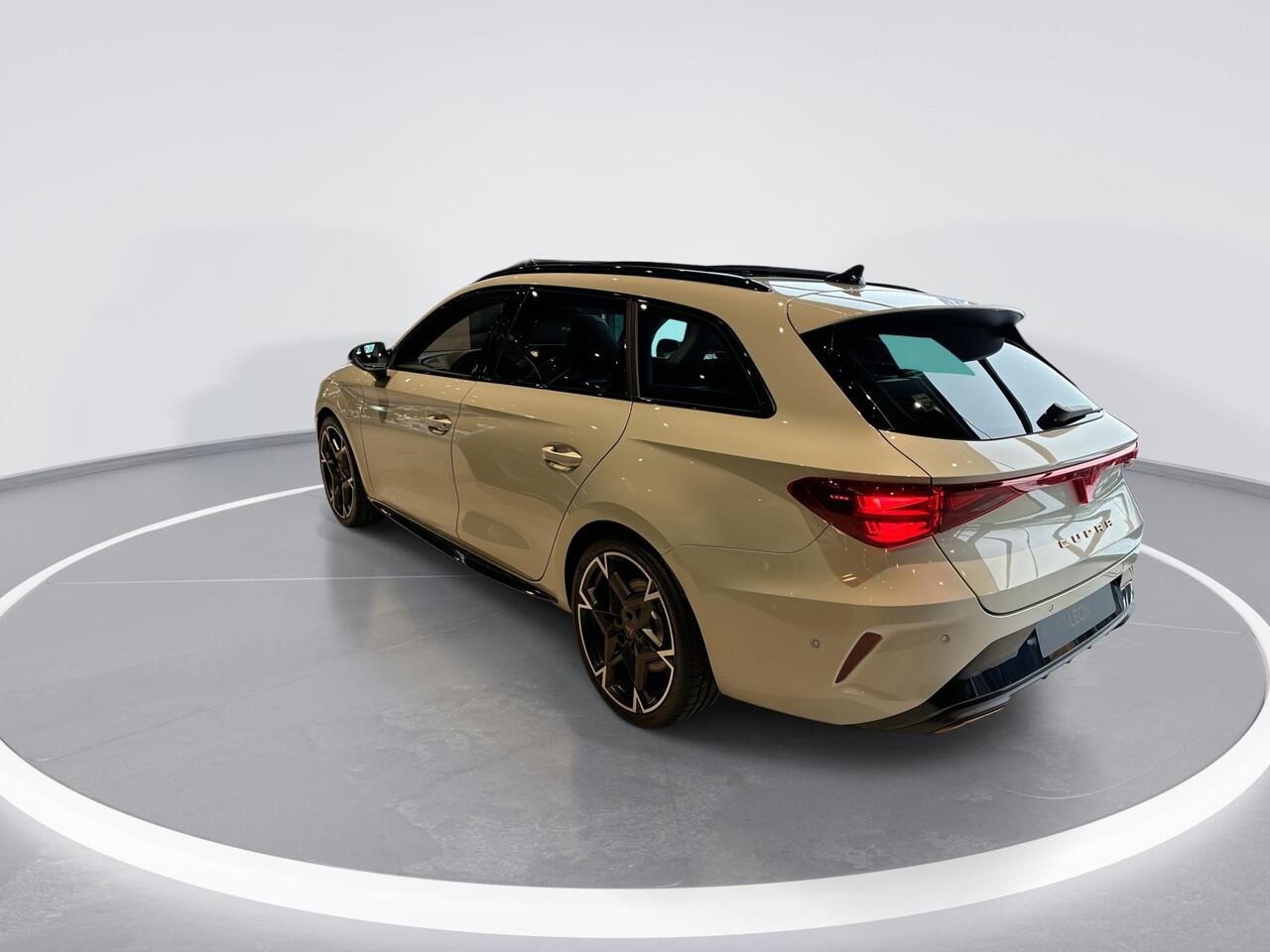 Cupra Leon Sportstourer 1.5 TSI e-Hybrid VZ Performance 272PK l Sennheiser l Panoramdak l Intelligent Drive l Led Matrix Koplampen