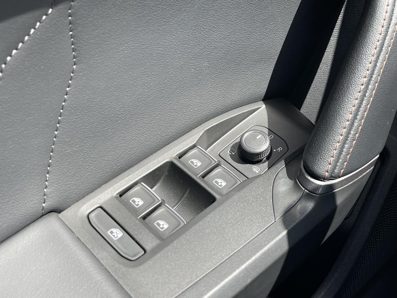 Cupra Leon Sportstourer 1.4 e-Hybrid VZ Performance | Pano | Camera | CarPlay | ACC | LED | Keyless | 19 inch