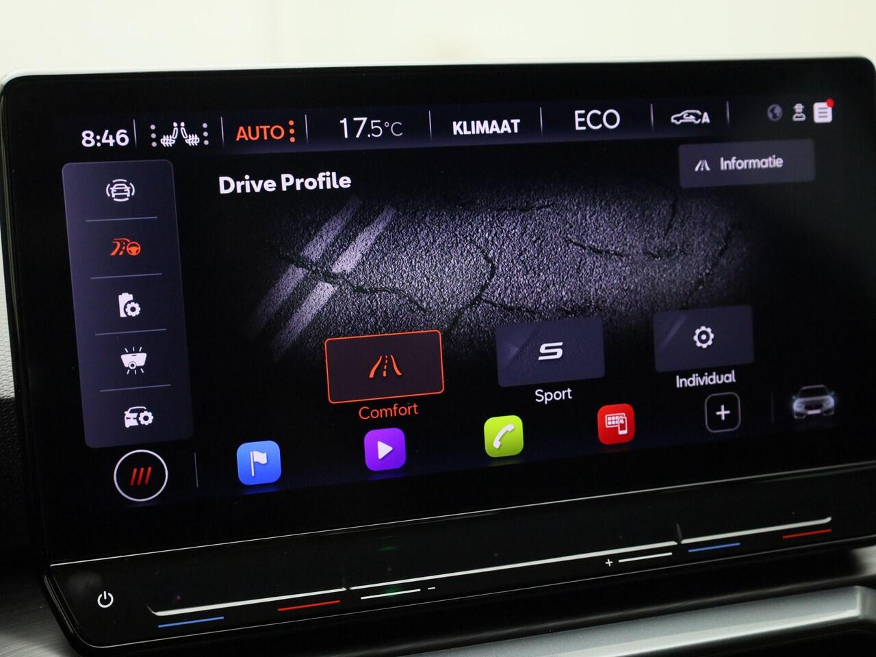 Cupra Leon Sportstourer 1.4e-Hybrid 150kW 204PK VZ DSG automaat · Navigatie · Apple/Android Car Play · Camera + Parkeersensoren · Keyless