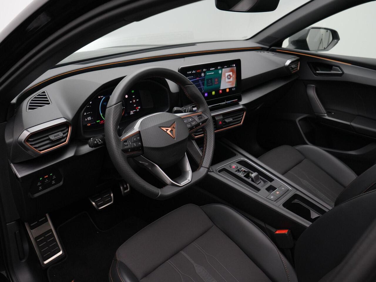 Cupra Leon Sportstourer 1.4 e-Hybrid 245 pk DSG VZ Performance | Panoramadak | Achteruitrijcamera | Adaptieve onderstelregeling (DCC) | Adaptive Cruise Control | 19 inch