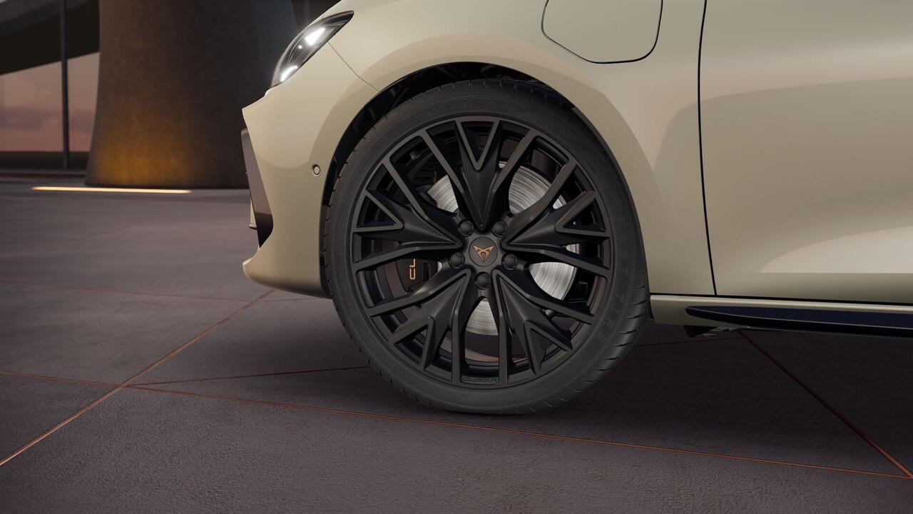 Cupra Leon Sportstourer 1.5 TSI e-Hybrid 272 6DSG VZ Performance | Achteruitrijcamera | Digitaal instrumentenpaneel (Virtual Cockpit) | Draadloze Apple CarPlay(TM), Android Auto(TM)