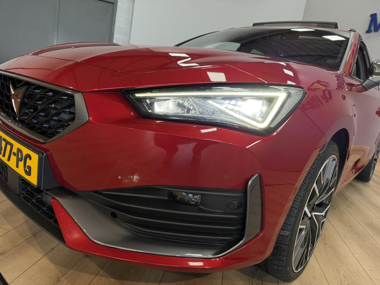 Cupra Leon Sportstourer 1.4 e-Hybrid VZ Performance Airco ECC | Panorama | Virtual | Stoel-Stuur Verwarming | Adaptive Cruise | Sfeer | Isofix | NAP