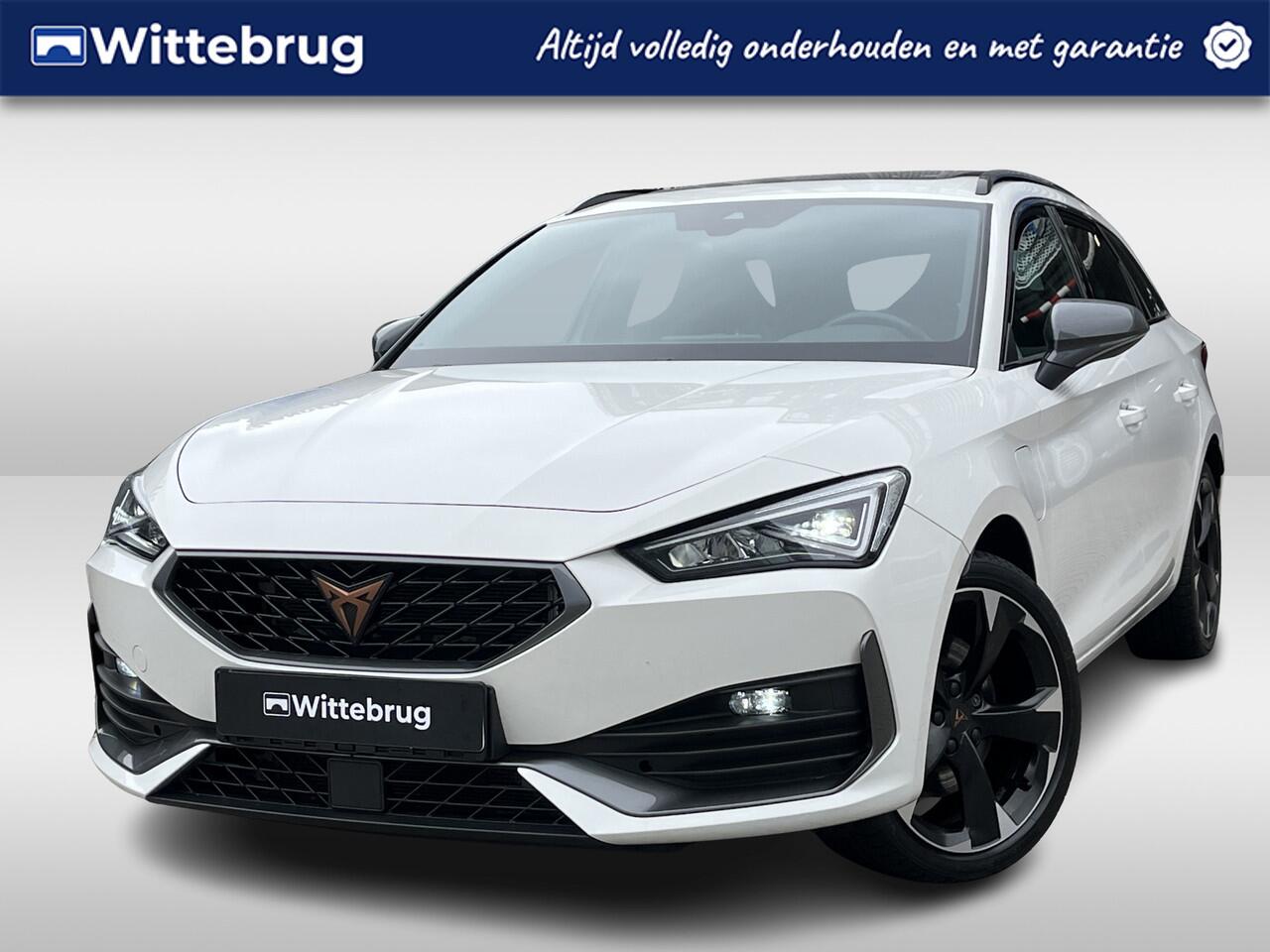Cupra Leon Sportstourer 1.4 e-Hybrid 204PK Performance / Panoramadak / Kuipstoelen / Stuur + Stoelverwarming / Verwarmbare Voorruit / Parkeersensoren Achter