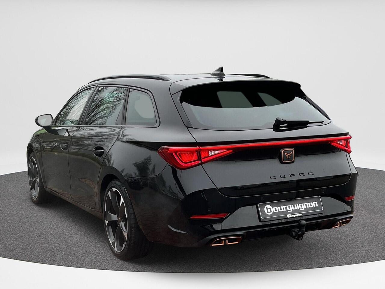 Cupra Leon Sportstourer 1.4 TSI e-Hybrid DSG | 204 pk | PHEV | Trekhaak | A. Camera | Navi | Elec. A-Klep | DCC |