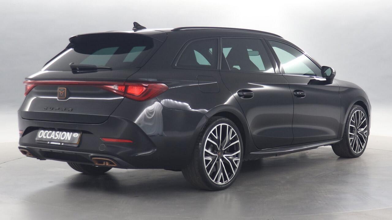 Cupra Leon Sportstourer 1.4 TSI eHybrid 245pk PHEV VZ Performance Limited / Panoramadak / Stoel+Stuurverwarming / Camera / Demonstratievoertuig
