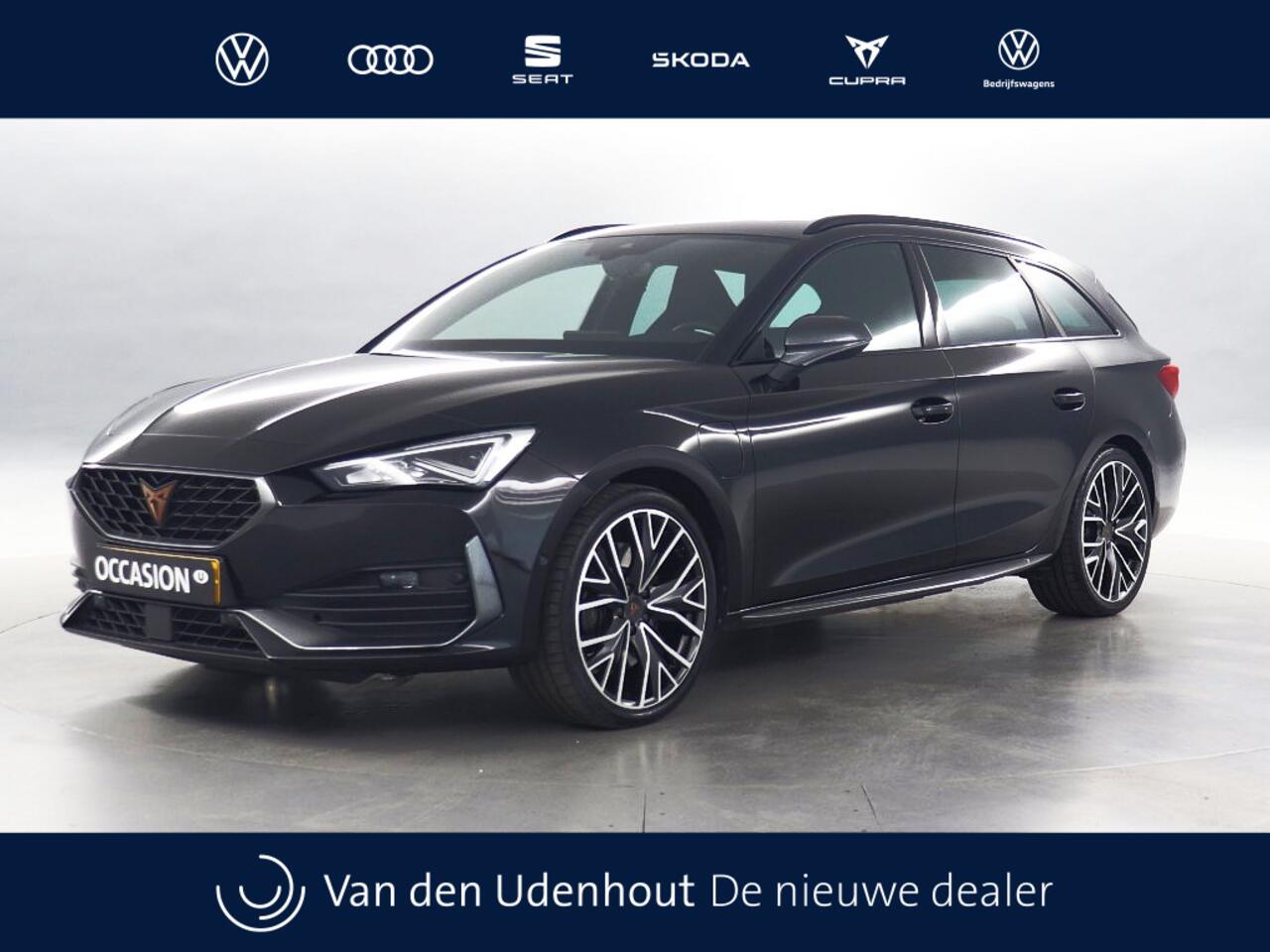 Cupra Leon Sportstourer 1.4 TSI eHybrid 245pk PHEV VZ Performance Limited / Panoramadak / Stoel+Stuurverwarming / Camera / Demonstratievoertuig