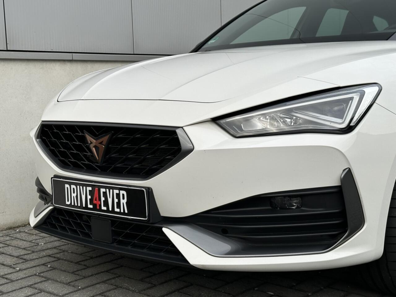 Cupra Leon Sportstourer 1.4 e-Hyb 245 VZ CLIMATE PDC NAVI ELEK PAKKET SPORTVELGEN