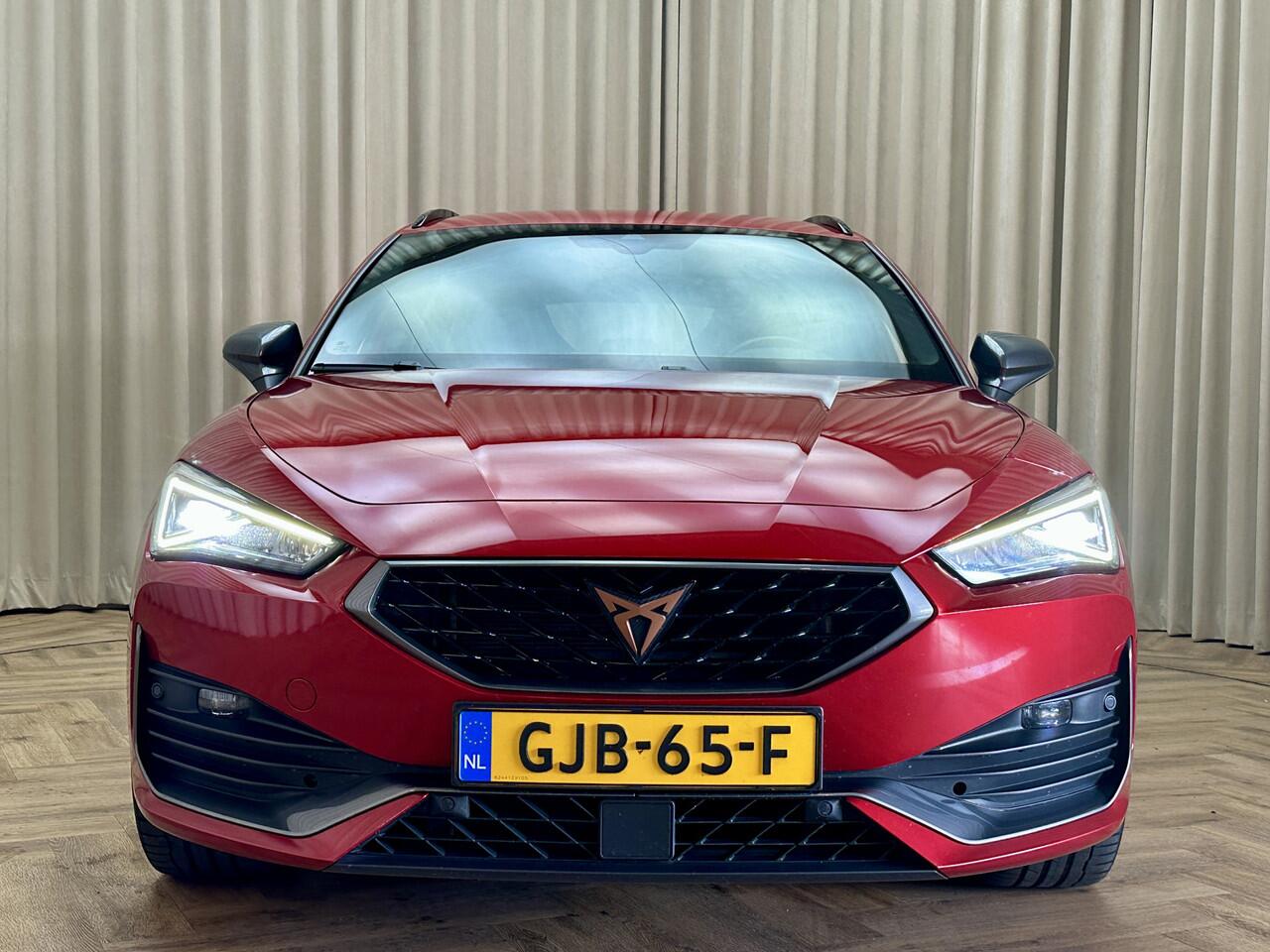 Cupra Leon Sportstourer 1.4 e-Hybrid VZ Adrenaline *Leder* Stoel/Stuurverwarming / Memory Seat / Keyless / Digital Cockpit / Adaptive Cruise / 19" LMV