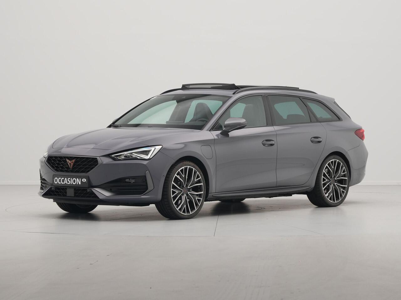 Cupra Leon Sportstourer 1.4 e-Hybrid VZ Performance Limited Panorama Navigatie Stoel/Stuurverwarming Parkassist Carplay 213
