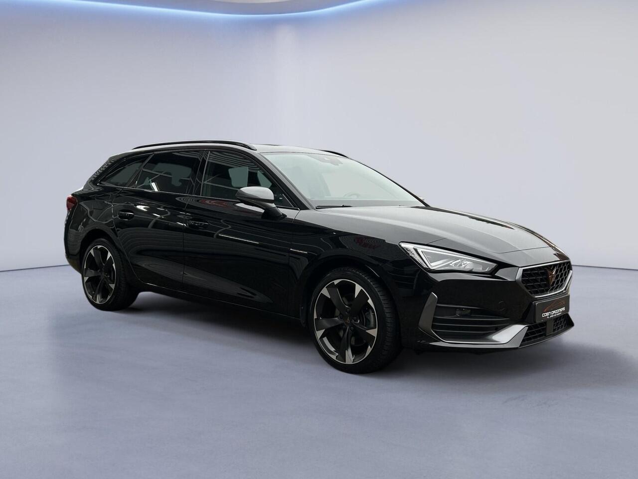 Cupra Leon Sportstourer 1.4 e-Hybrid /BTW/Apple & Android Carplay/BTW/Sportstoelen verwarmd/Park. Sens./Keyless/Sfeerverlichting/18'' LMV/ Navi/(MET GARANTIE*)