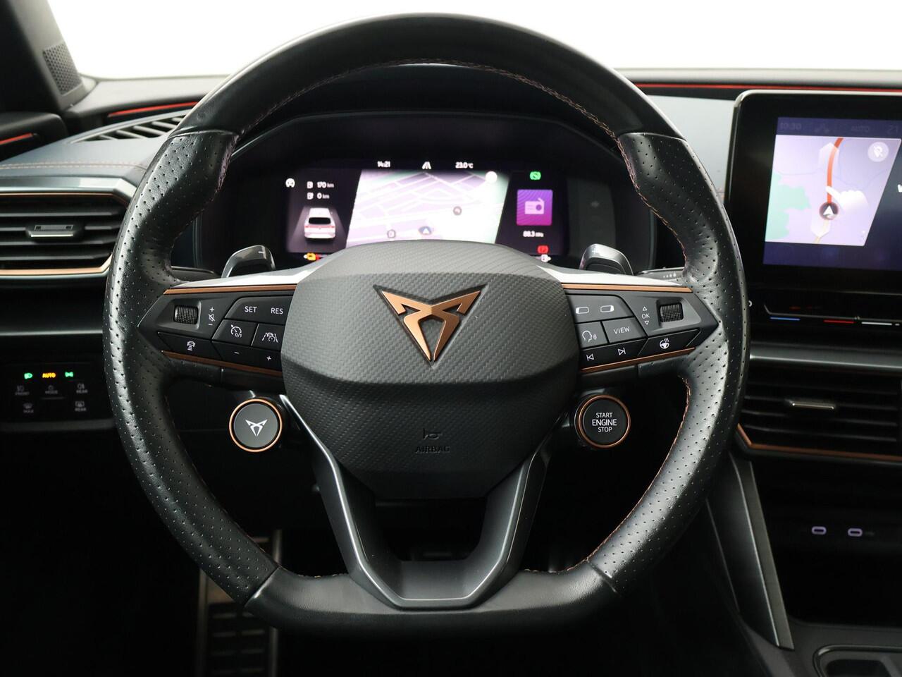 Cupra Leon Sportstourer 1.4 e-Hybrid VZ Business | 245 PK | SoH 89% | LED verlichting | Adaptive cruise control | Navigatiesysteem |