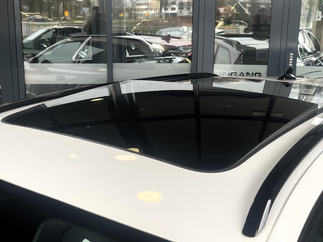 Cupra Leon Sportstourer 1.4 E-HYBRID VZ 245PK - PANO - CAMERA - 19 INCH