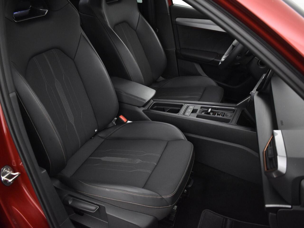 Cupra Leon Sportstourer 1.4 245pk DSG e-Hybrid VZ Performance · Camera · Keyless · Apple/Android Car Play · Elek. Trekhaak · Elek. Achterklep · Navi · 19'' Inch · garantie t/m 27-02-2027 of 90.000km