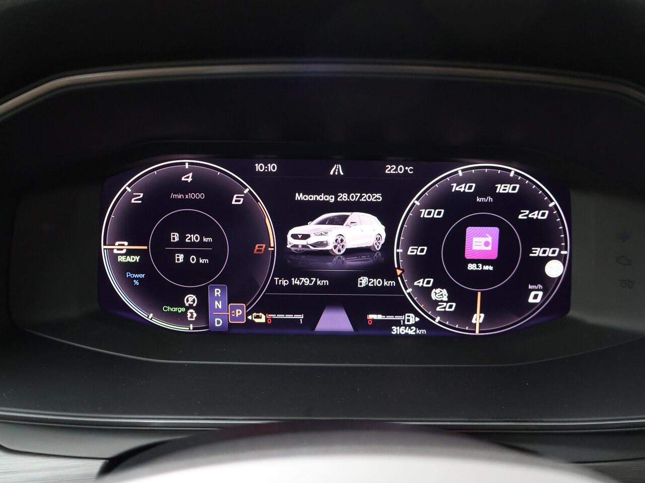 Cupra Leon Sportstourer 1.4 e-Hybrid VZ Copper Edition | 245 PK | SoH 100% | Panoramadak | Keyless | Achterklep elektrisch | Stoelverwarming | Virtual Cockpit |